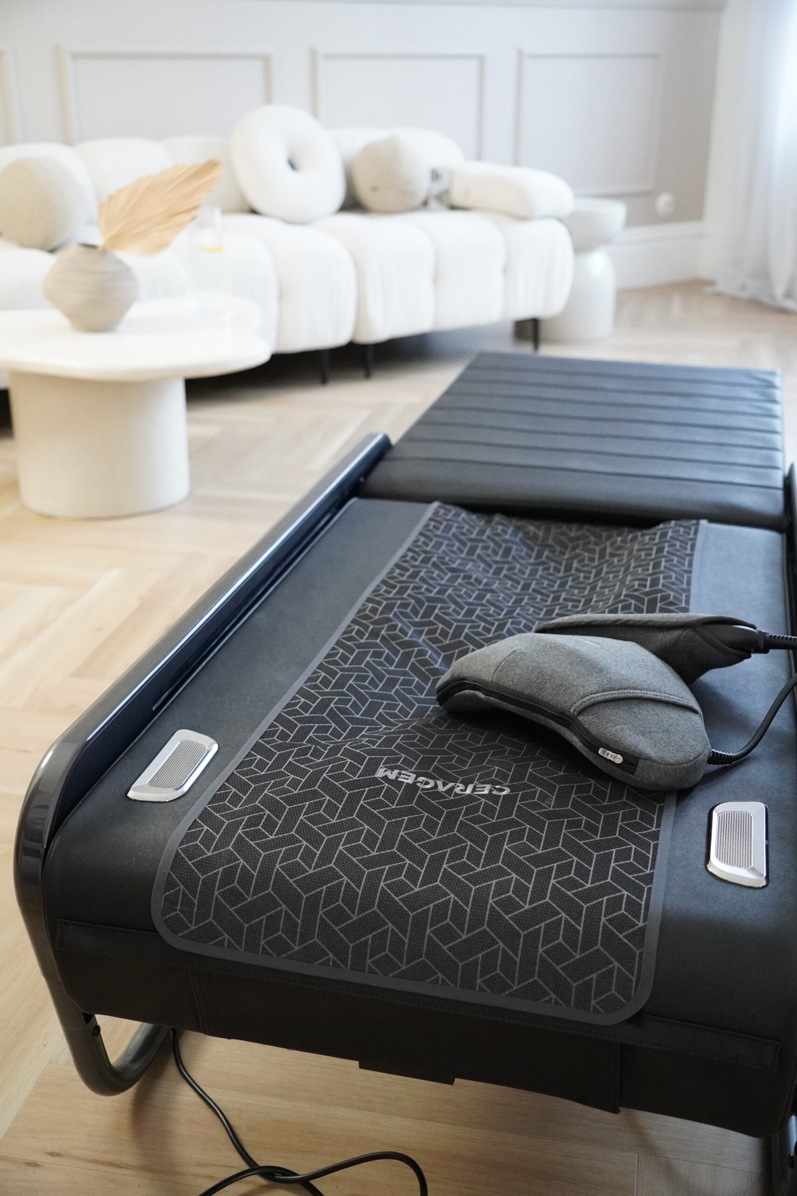 Thera Plus (‎CGM MB-1901) 